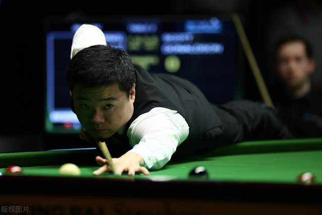 也向外界展 也向外界展