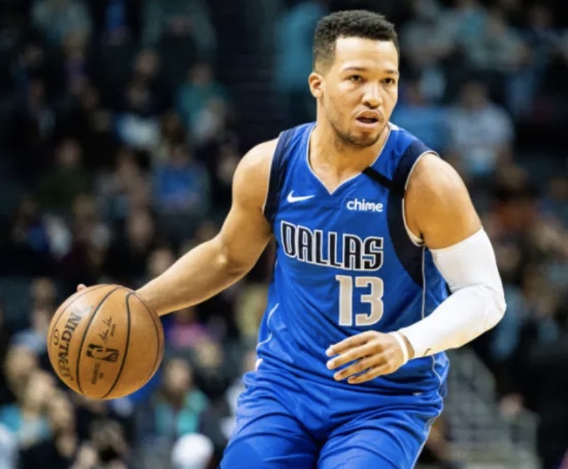 他再一次用 他再一次用