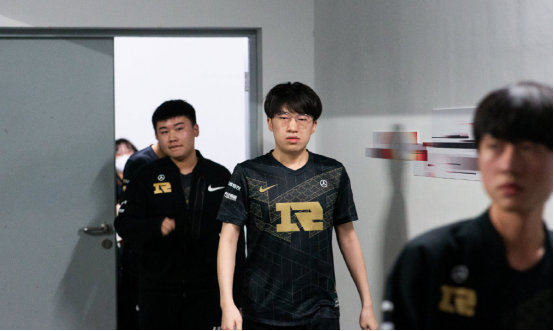 历史数据显 历史数据显